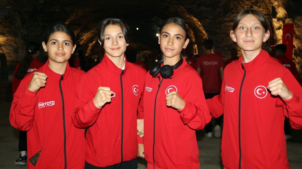 Çankırı'da Yer Altında Boks Antrenmanı