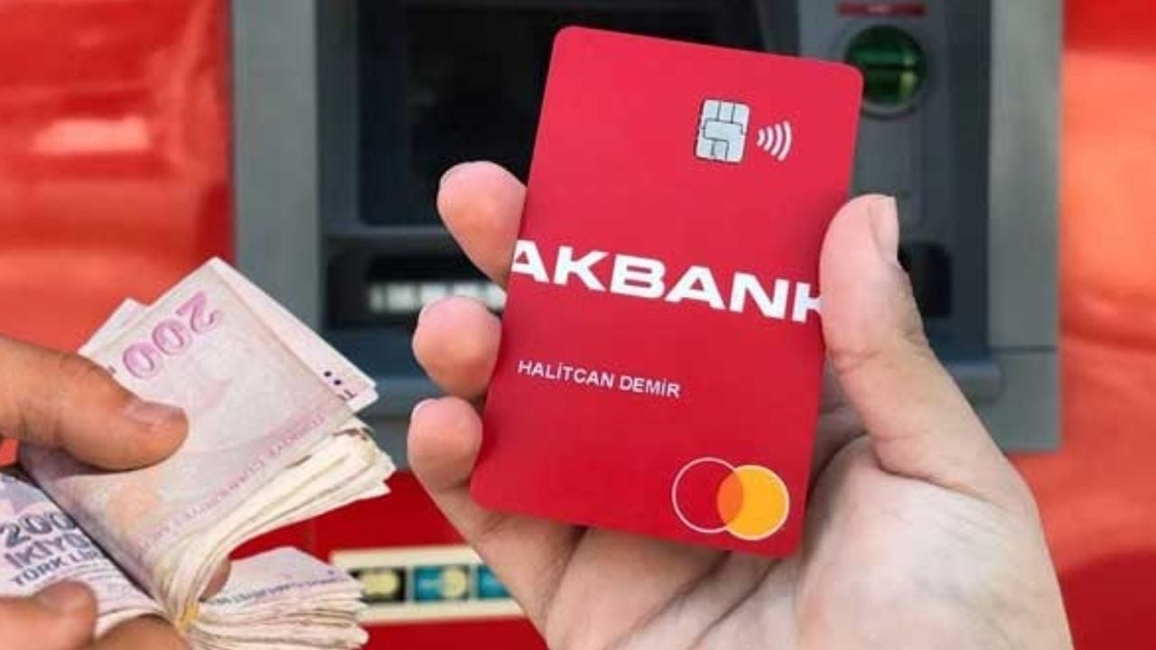 Cebinde harçlığı kalmayana 15.000 TL şipşak kredi! Yok gibi faiz oranıyla başvurular açıldı