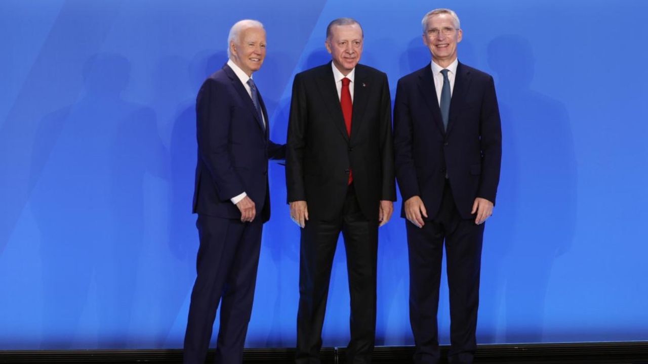 Cumhurbaşkanı Erdoğan ve eşi Washington’dan ayrıldı! 