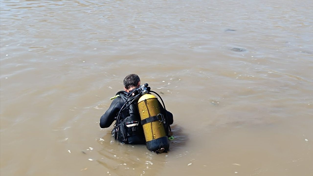 Diyarbakır'da Üzücü Boğulma Olayı: 14 Yaşındaki Çocuk Hayatını Kaybetti