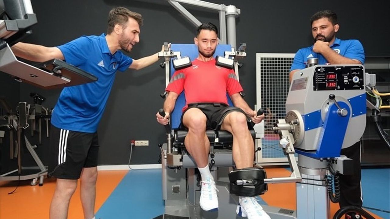 Erzurum'da Futbolcular Performans Testlerinden Geçiyor