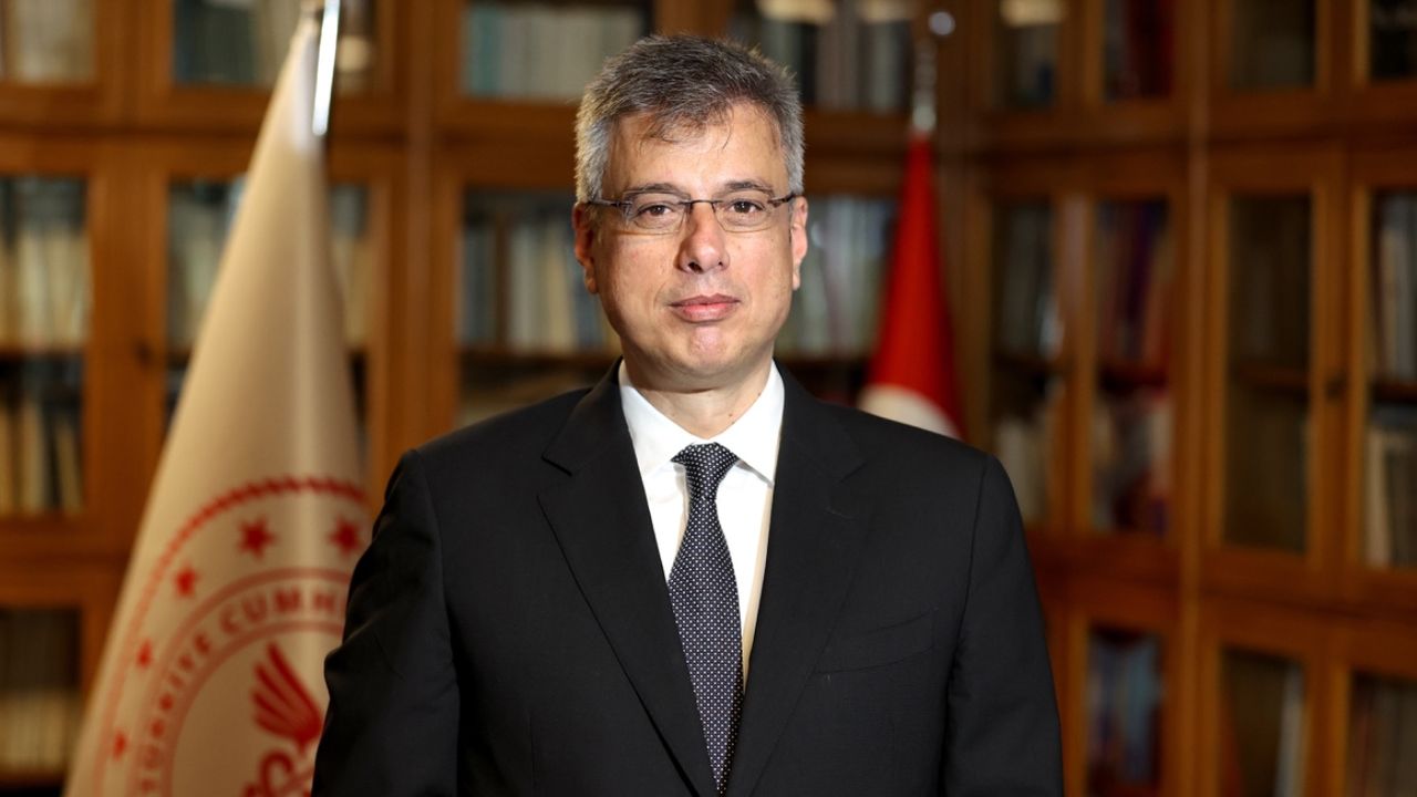 Eski Sağlık Bakanı Koca görevini Kemal Memişoğlu'na devretti! 