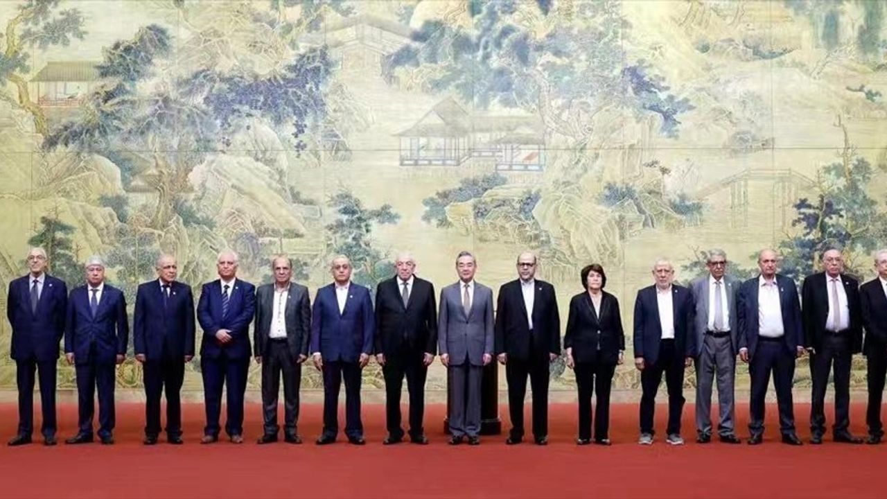 Filistinli Gruplar Pekin'deki Anlaşmayı Uygulamaya Hazırlanıyor