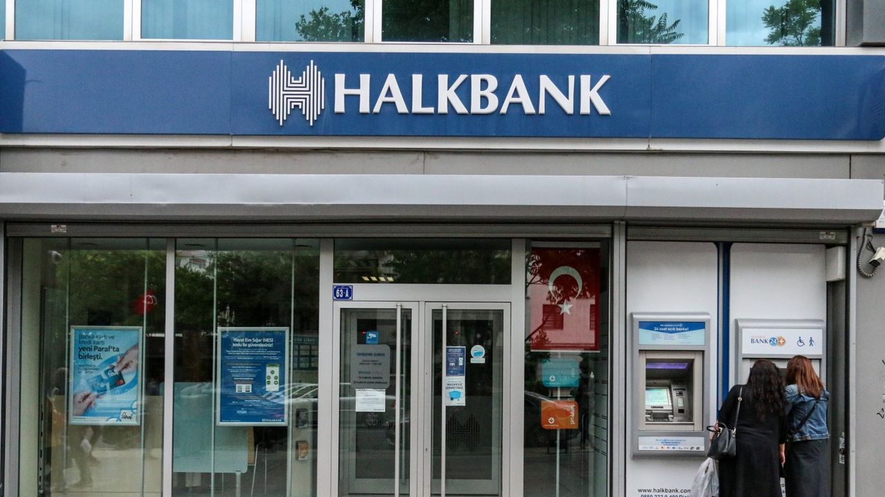 Halkbank emeklilere jestini yaptı! Tamı tamına 27.550 TL destek ödemesi yapacak