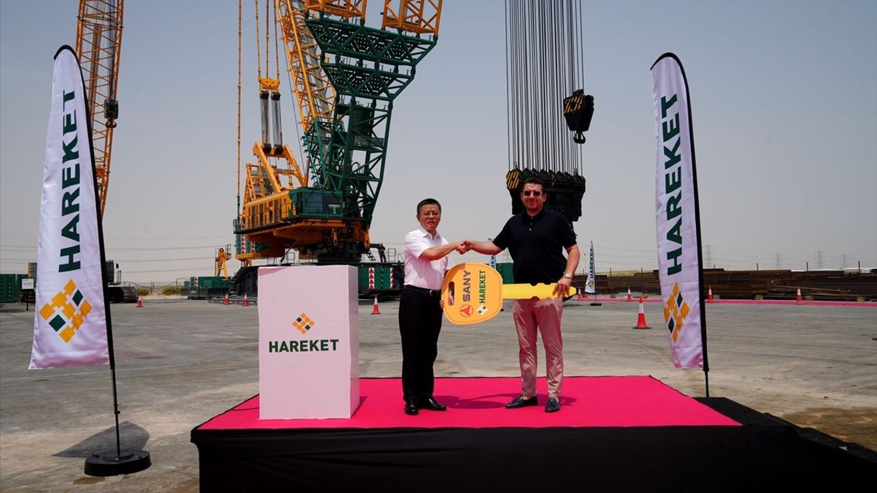 Hareket Proje'den 2200 Tonluk Paletli Vinç Yatırımı
