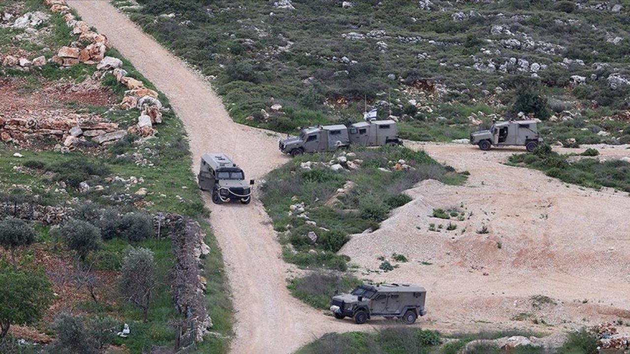 İsrail, Batı Şeria'da Filistinlilere ait 39 bin dönümden fazla araziye el koydu
