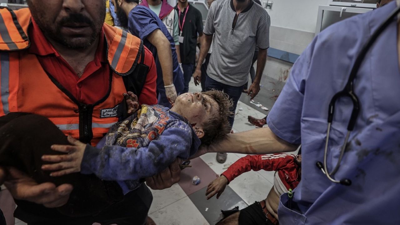 İsrail Gazze’de yoğun hava saldırısı başlattı! 