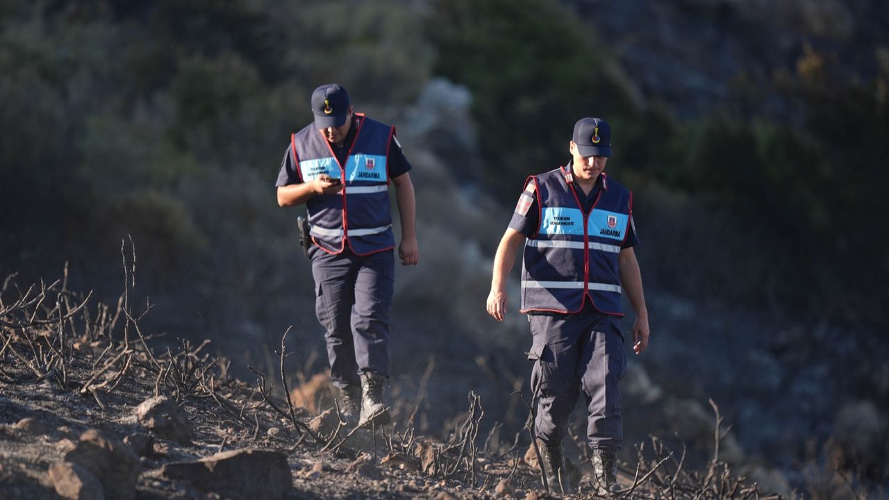 İzmir Çeşme’de çıkan yangınla ilgili gözaltı sayısı 5’e yükseldi! 