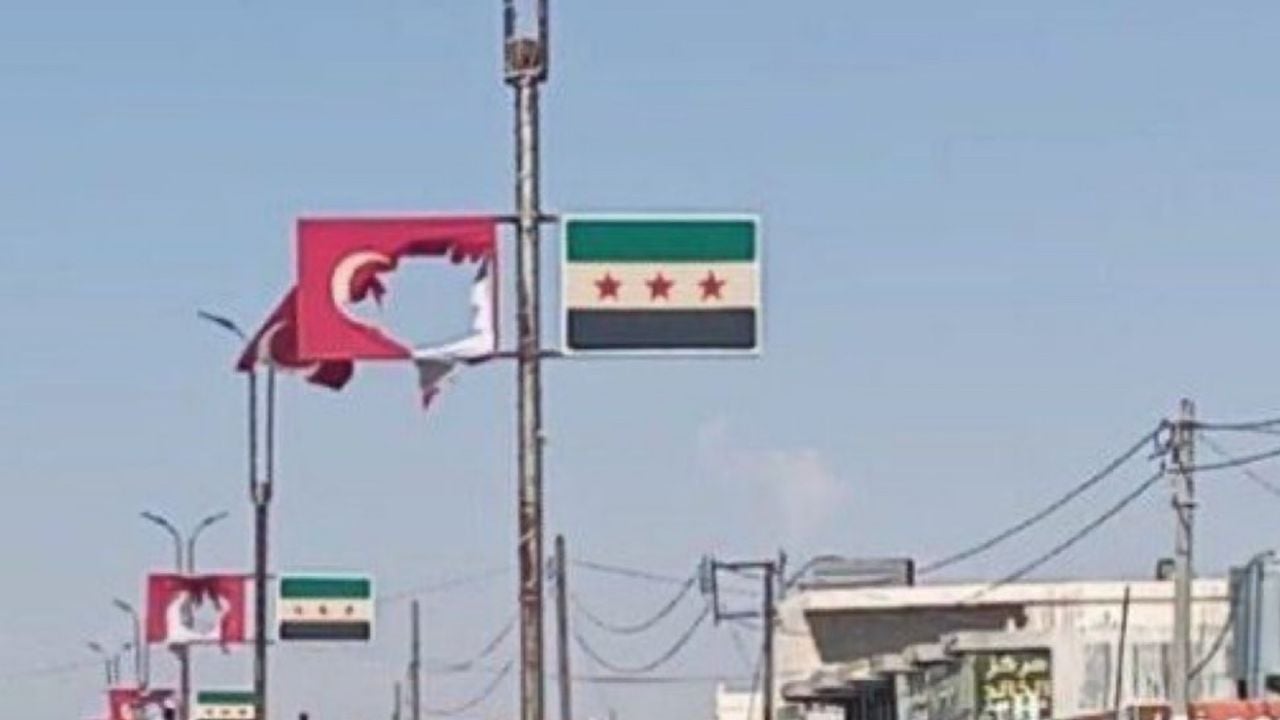Kayseri'deki olaylar sonrası Suriyeliler çocuk tecavüzcüsü için sokaklarda: Türk bayrakları yakılıyor! 