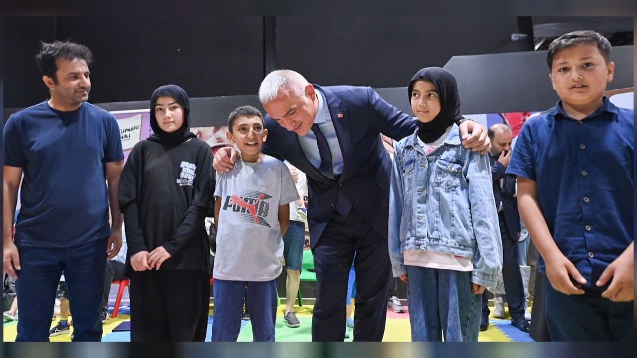 Kültür Bakanı Ersoy’dan Van’daki festivale yönelik paylaşım 