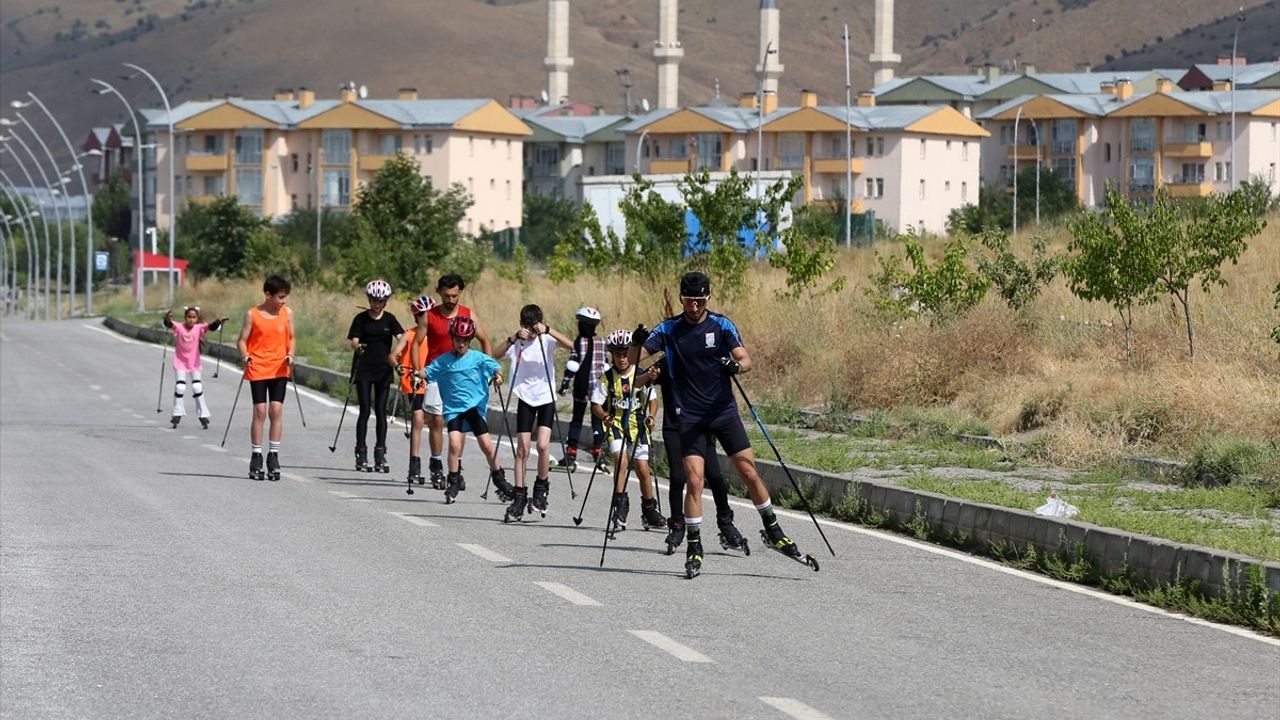 Muşlu kayakçılara, yazın sıcağı engel değil