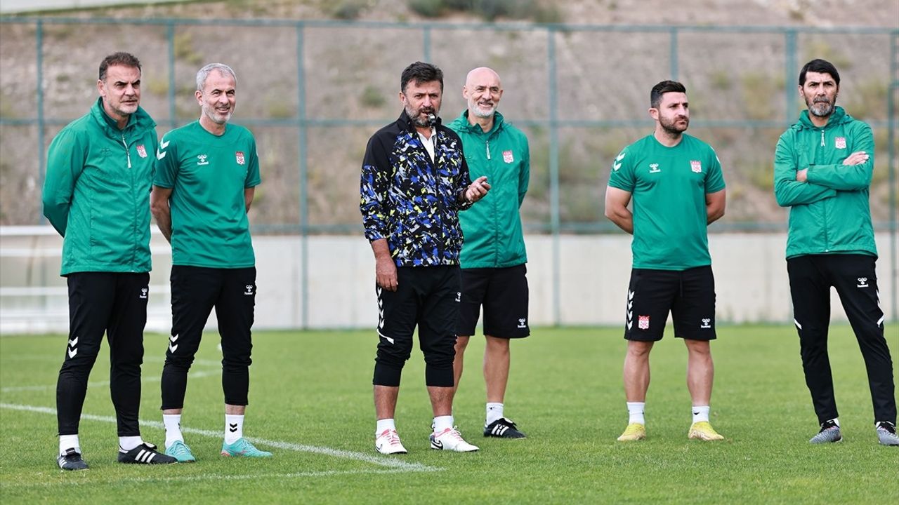 Sivasspor 2024-2025 Sezonu Hazırlıklarına Erzurum'da Devam Ediyor