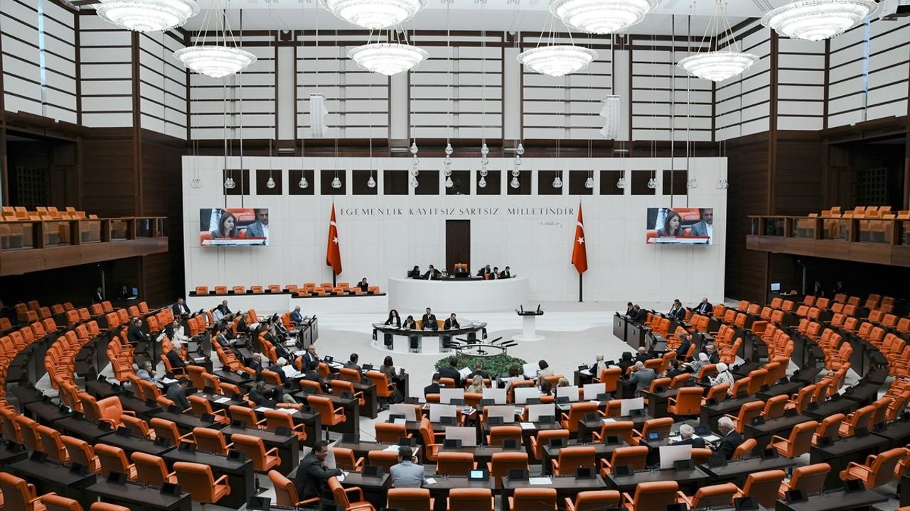 TBMM Genel Kurulu'nda Önemli Konuşmalar Gerçekleşti