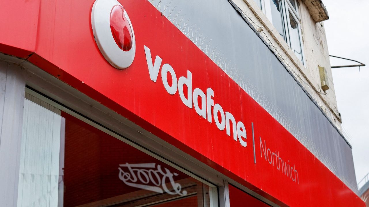 Telefon hattı Vodafone olanlar hemen başvursun! 400 TL para iadeleri başladı