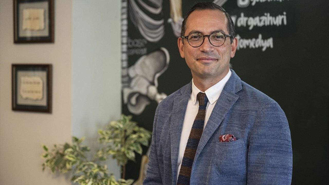 Türk Spor Cerrahı Prof. Dr. Gazi Huri, Aspetar Spor Yaralanmaları Hastanesi'nde Görev Alacak