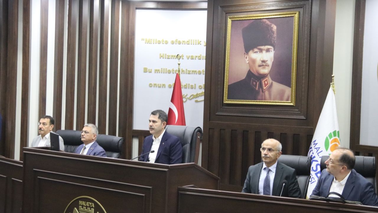 Yeni Bakan Murat Kurum Malatya’da koordinasyon toplantısında 