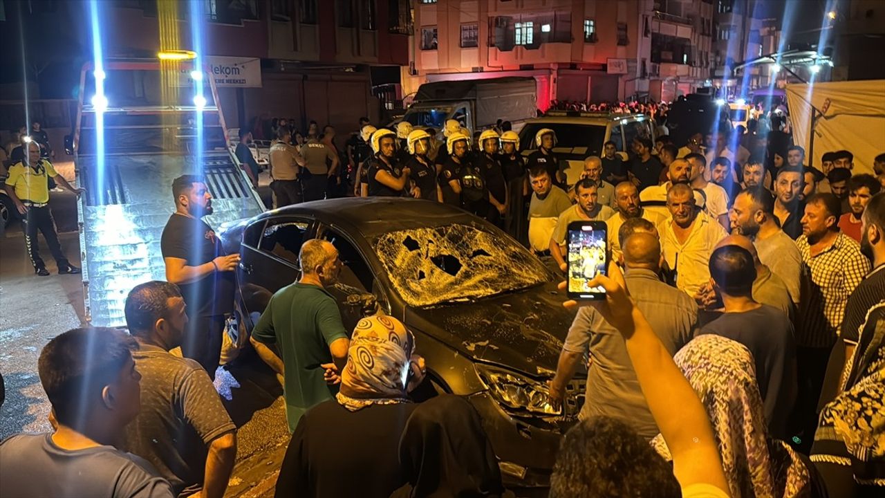 Adana'da Kaza: 1 Çocuk Hayatını Kaybetti, 3 Yaralı