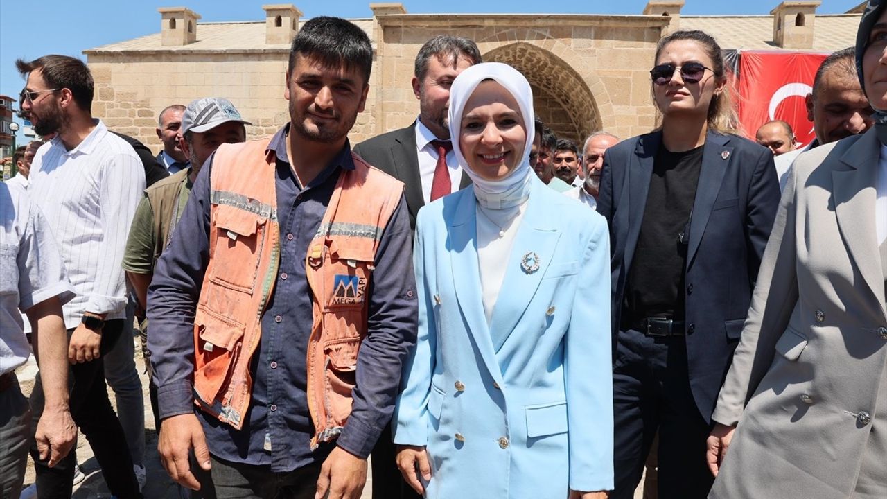 Aile Odaklı Hizmetlerle Güçlü Türkiye Vurgusu