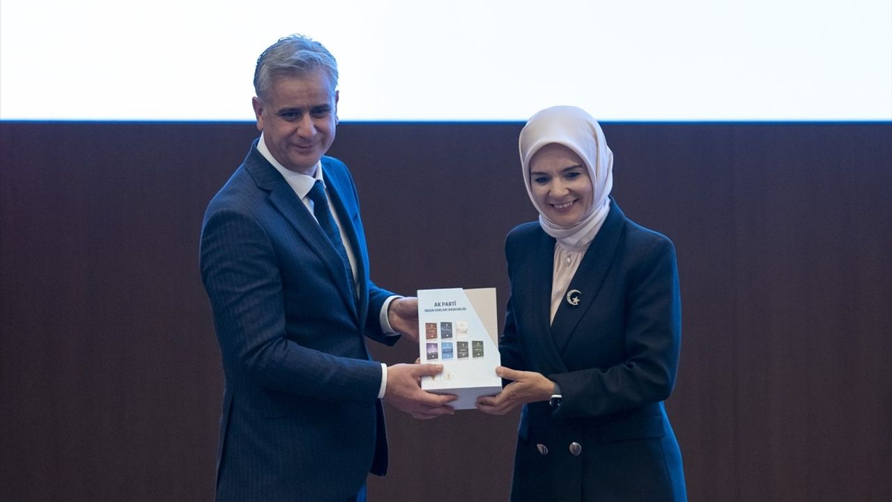 Aile ve Sosyal Hizmetler Bakanı Göktaş, Sosyal Hizmet Modellerini Tanıttı