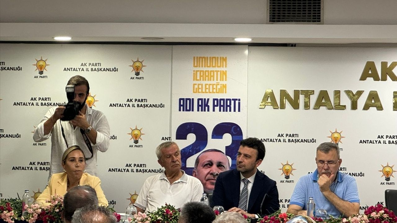 AK Parti'nin 23. Kuruluş Yıl Dönümü Antalya ve Burdur'da Coşkuyla Kutlandı