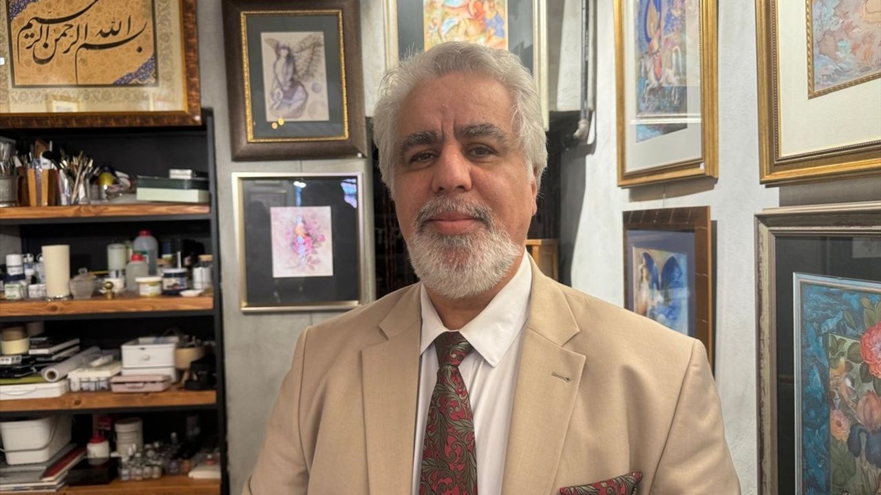 Alireza Aghamiri'nin Minyatür ve Tezhip Sergisi Sanatseverlerle Buluştu