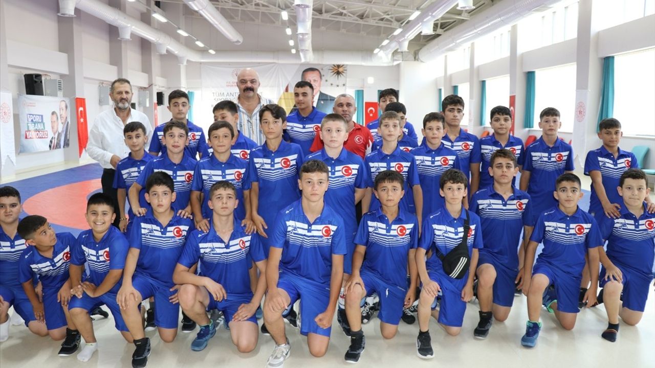 Amasya'da Yeni Güreş Eğitim Merkezi Açıldı