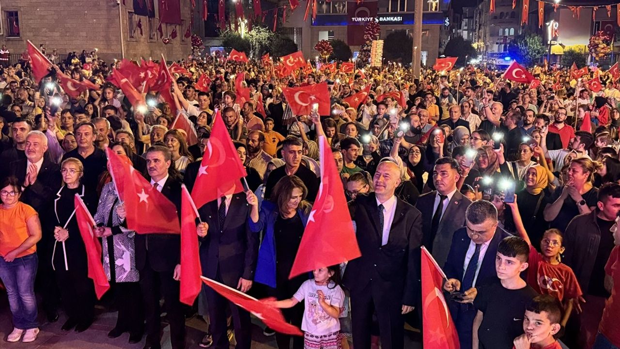 Antalya ve Çevresinde Büyük Zafer'in 102. Yılı Coşkuyla Kutlandı