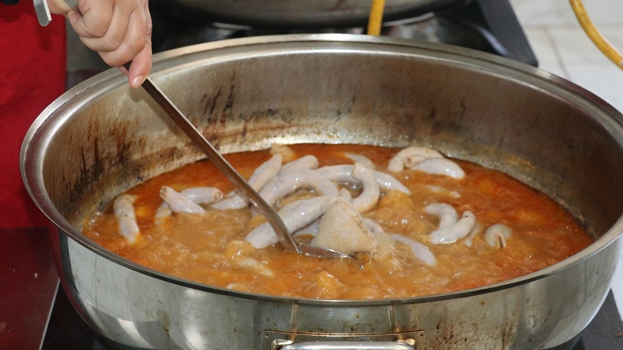 Batman'ın Yöresel Lezzetleri Kadın Girişimcilerle Hayat Buluyor