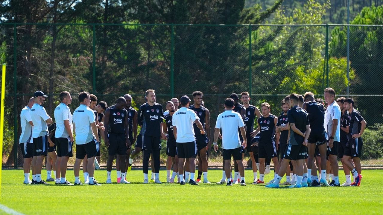 Beşiktaş, Antalyaspor Maçına Hazırlıklarını Sürdürüyor