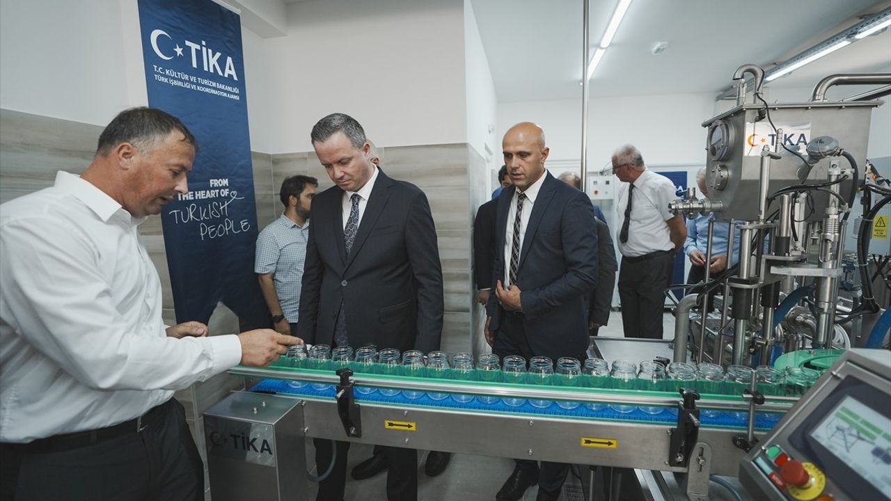 Bosna Hersek'te TİKA'nın Desteklediği Bal Paketleme Tesisi Açıldı
