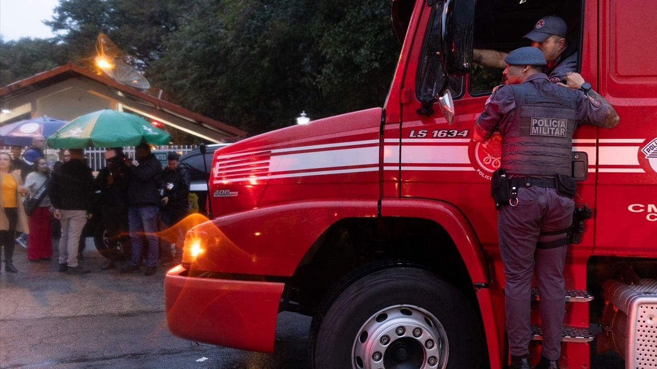 Brezilya'da Uçak Kazası: 62 Kişi Hayatını Kaybetti