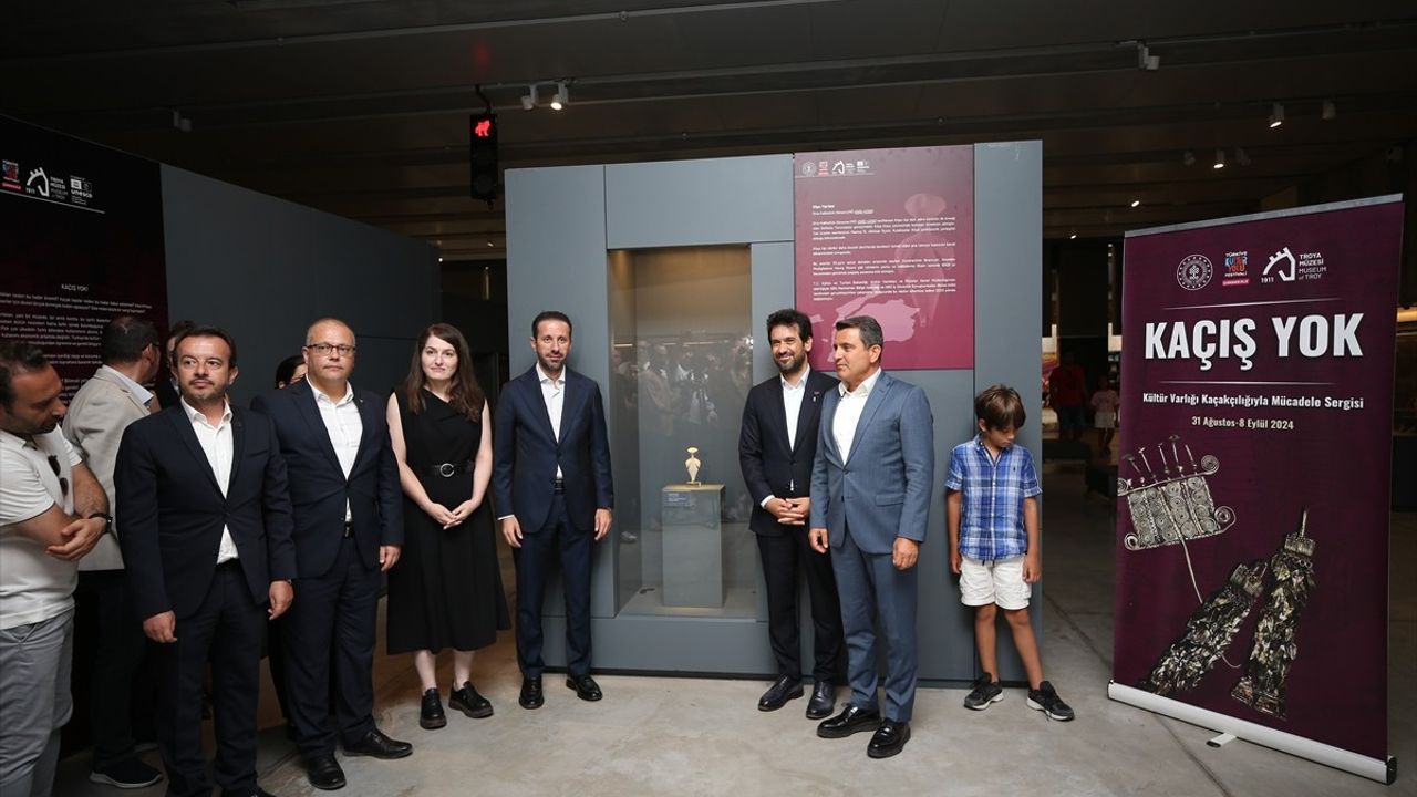 Çanakkale'de Tarihi Eser Sergisi Açıldı