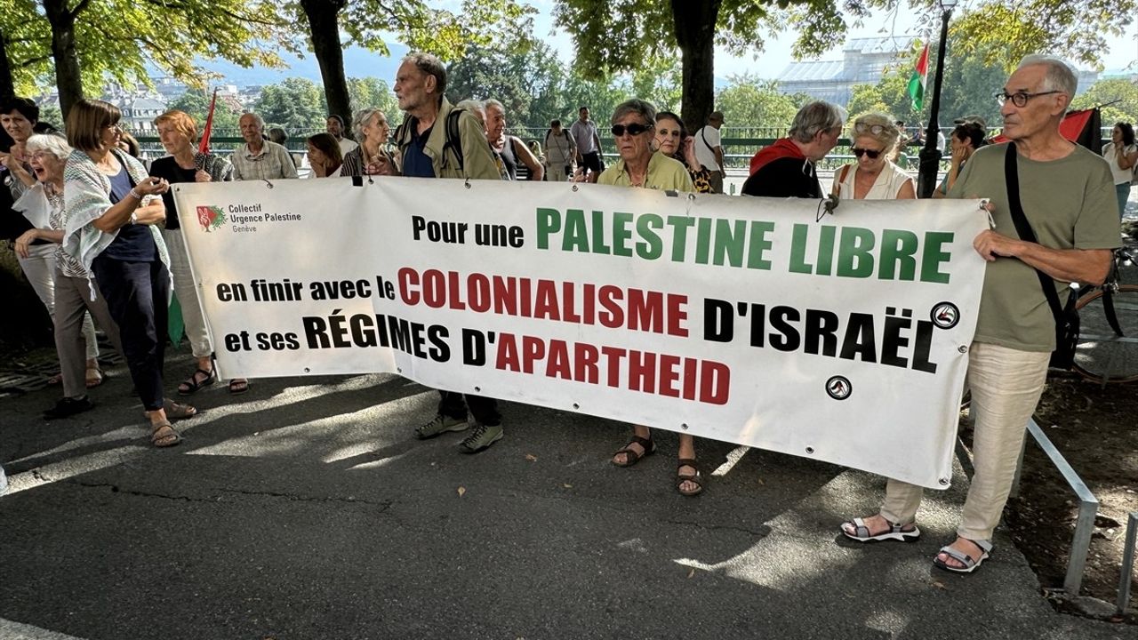 Cenevre'de Aktivistler, Gazze İçin İsrail'e Karşı Net Tavır Bekliyor