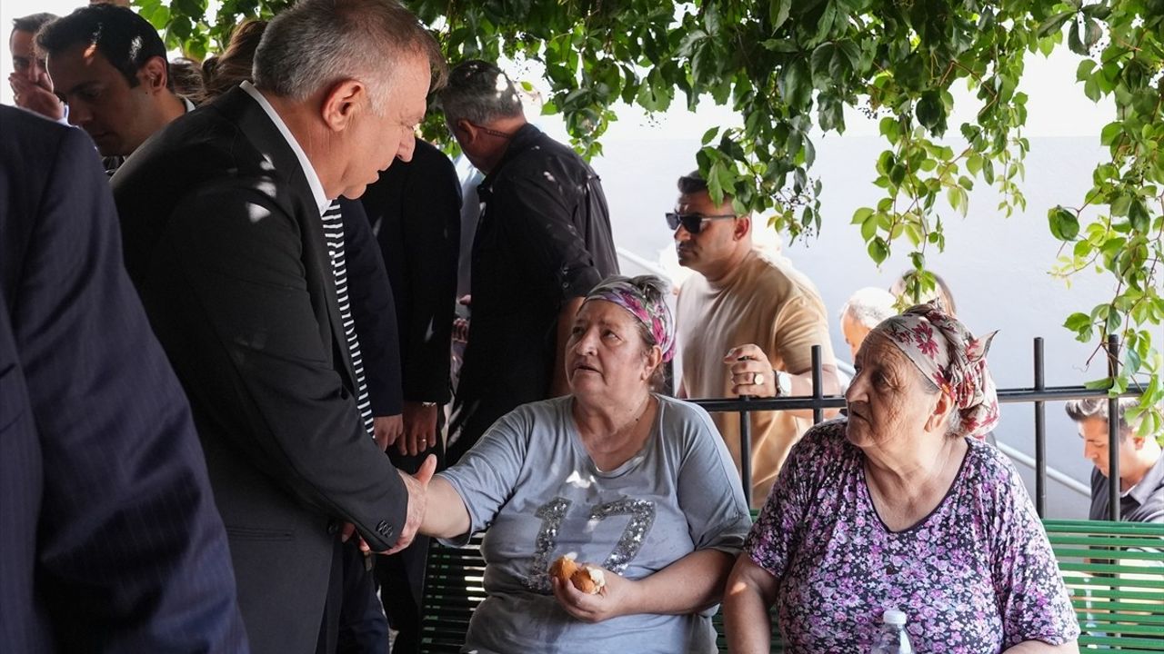 CHP'den İzmir Yangınları İçin Ziyaret