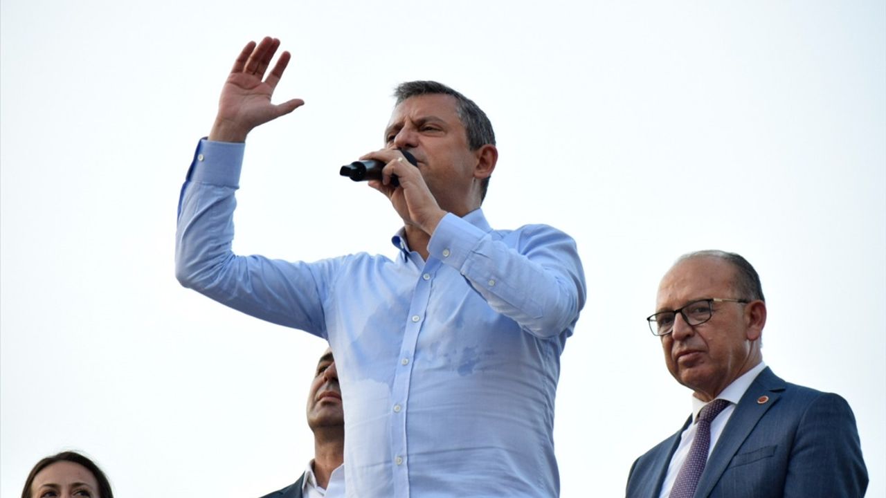 CHP Genel Başkanı Özgür Özel'in Manisa'daki Çiftçi Mitingi