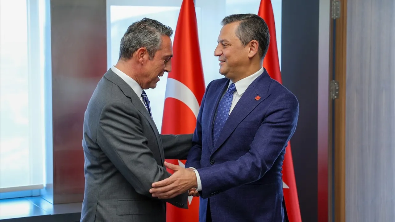 CHP ve Fenerbahçe Yönetimi Bir Araya Geldi