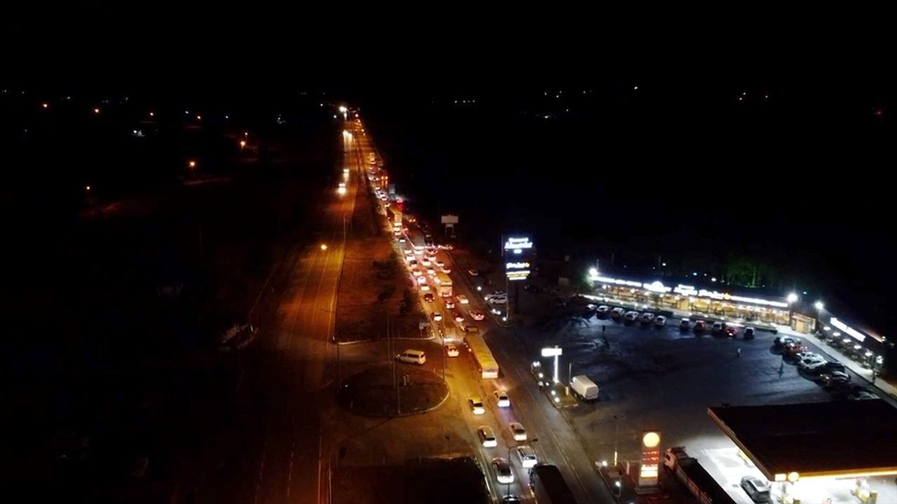 Çorum'da Tırla Çarpışan Otomobilde 4 Kişi Yaralandı