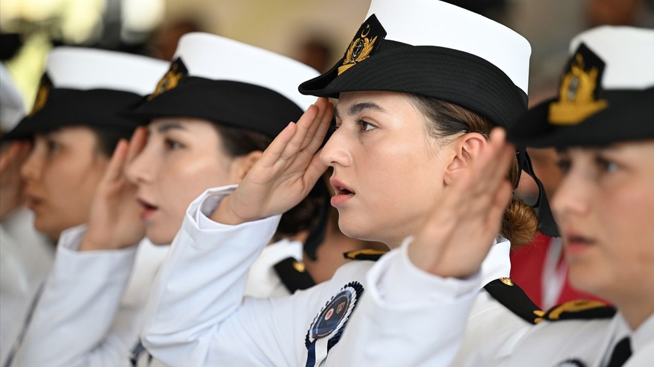 Deniz Kuvvetleri Komutanı Tatlıoğlu Aksaz Tersanesi'nde Konuştu