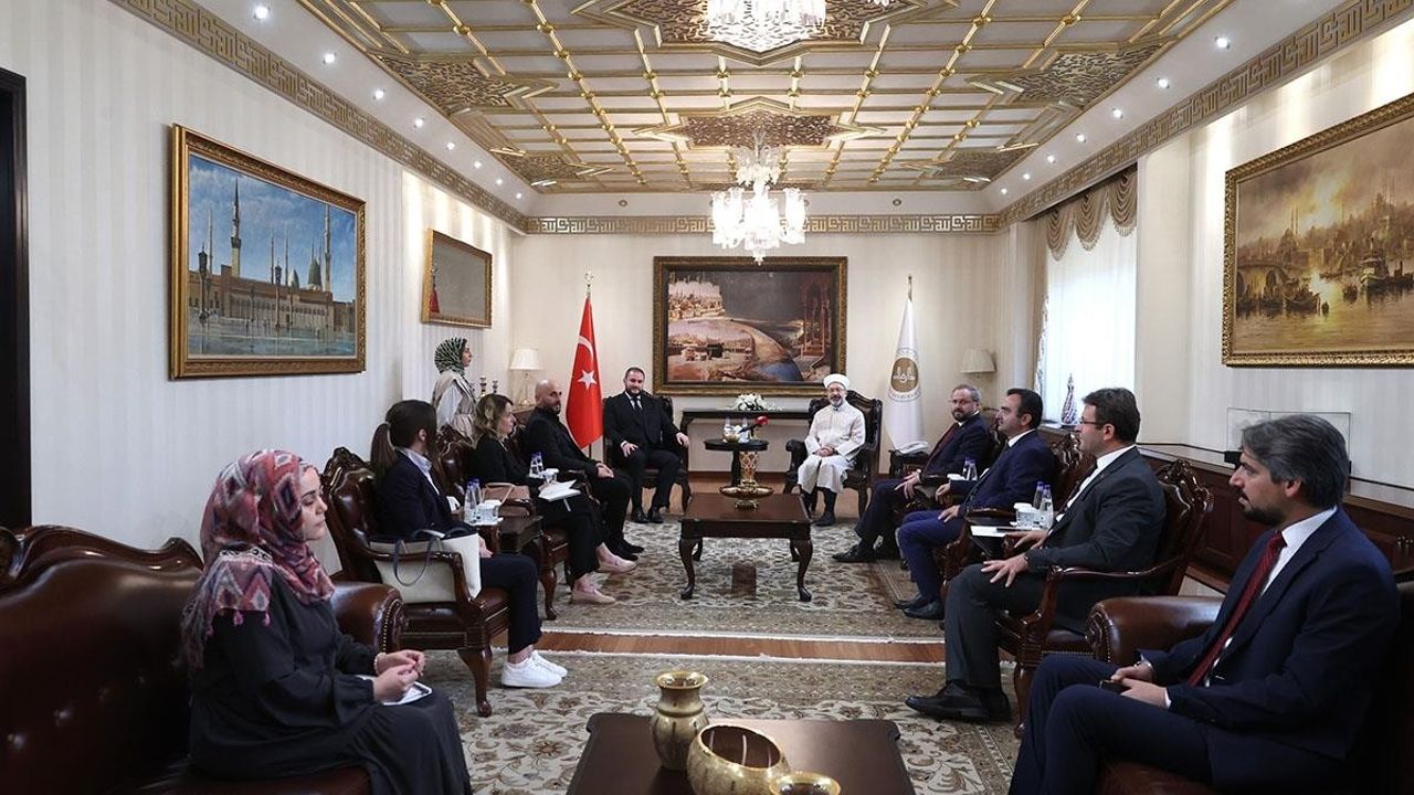 Diyanet İşleri Başkanı Ali Erbaş, Sırbistan Devlet Bakanı Usame Zukorliç ile Görüştü