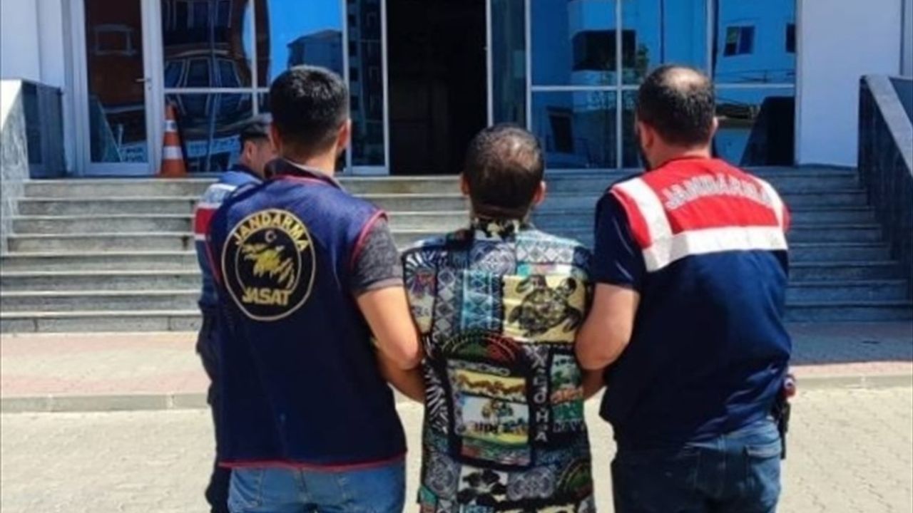 Edirne'de Yunanistan'a Kaçış Hazırlığında Olan Suç Örgütü Elebaşı Yakalandı