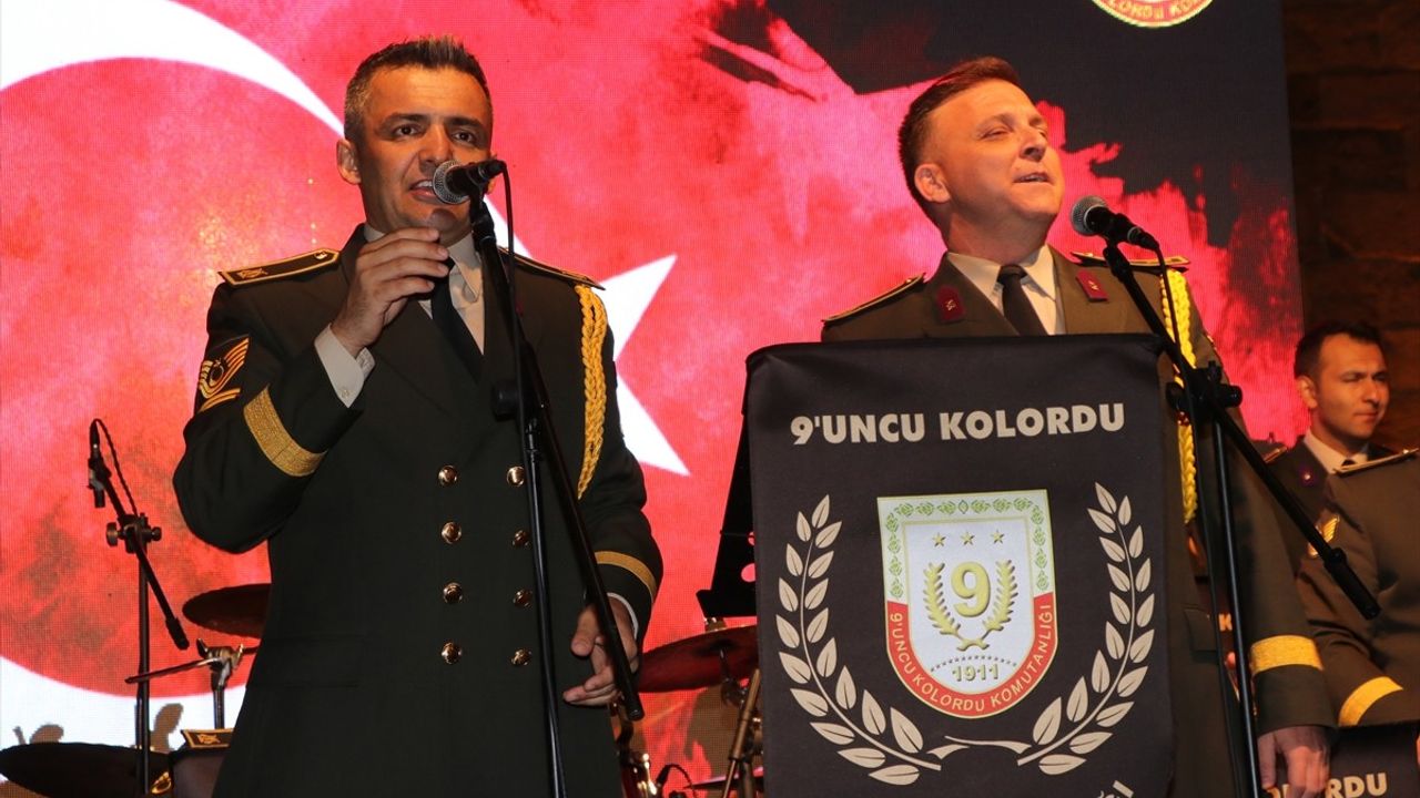 Erzurum'da 30 Ağustos Zafer Bayramı'na Özel Konser Düzenlendi