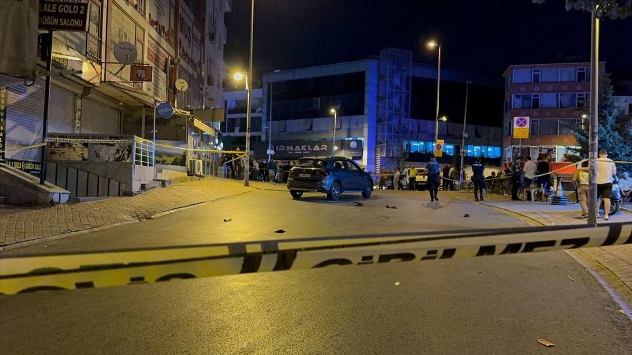 Esenyurt'ta 3 Yaşındaki Çocuğun Hayatını Kaybetmesine Neden Olan Sürücü Kaçtı