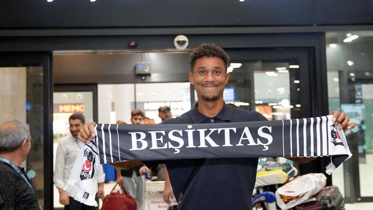 Felix Uduokhai İstanbul'a Gelerek Beşiktaş ile Görüşmelere Başladı