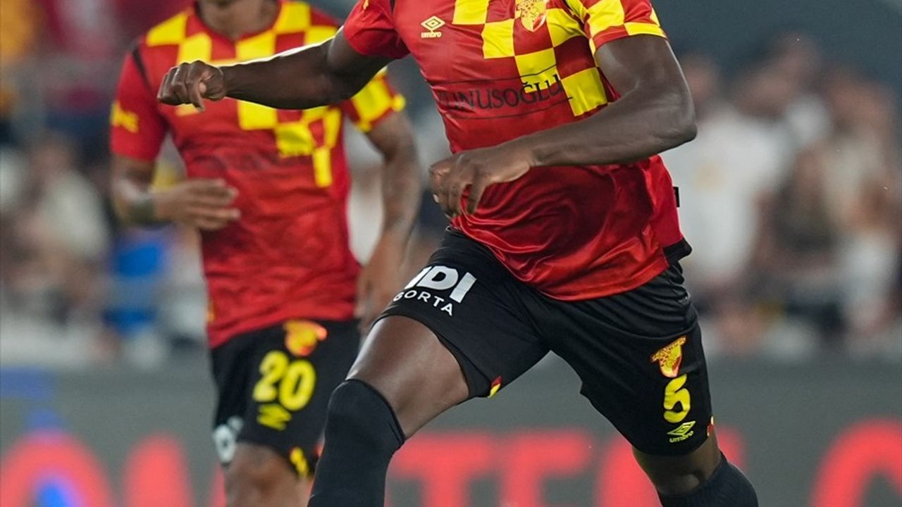 Fenerbahçe, Göztepe'yi 2-0 Geçti