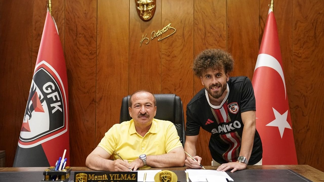 Gaziantep FK, Ogün Özçiçek ile 3 Yıl Süren Sözleşme İmzaladı