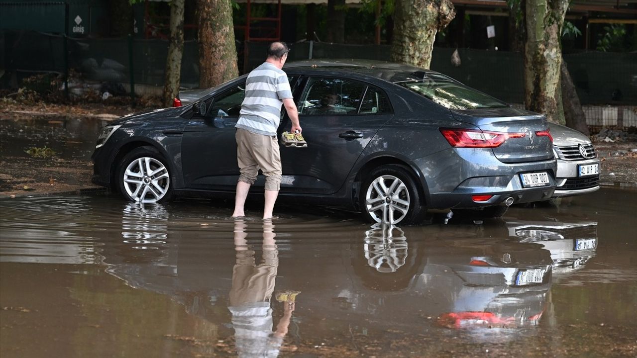 Gaziantep'te Sağanak Yağış Etkili Oldu