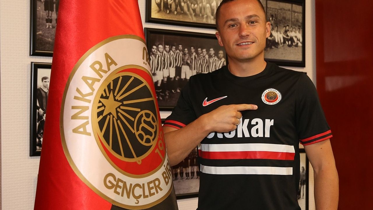 Gençlerbirliği'nden Yeni Transferler: Michal Jan Nalepa ve Mete Kaan Demir