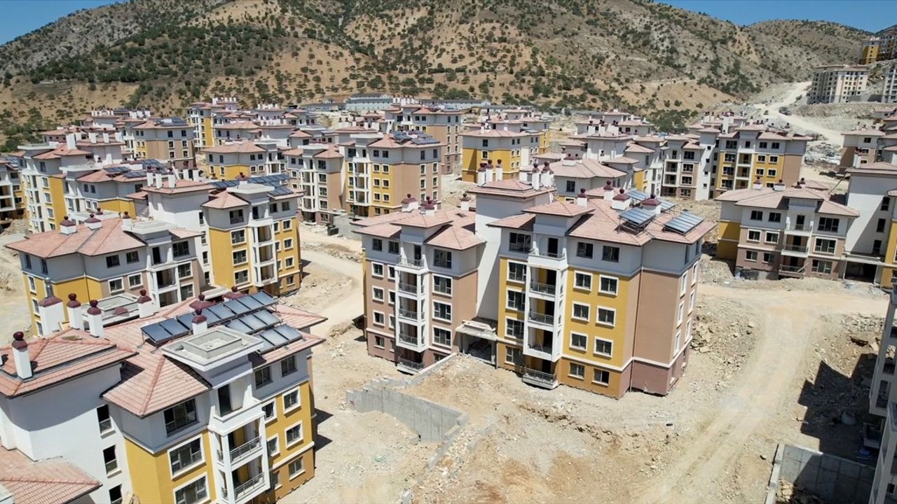 Gölbaşı'nda Kalıcı Konut Projesi İlerliyor