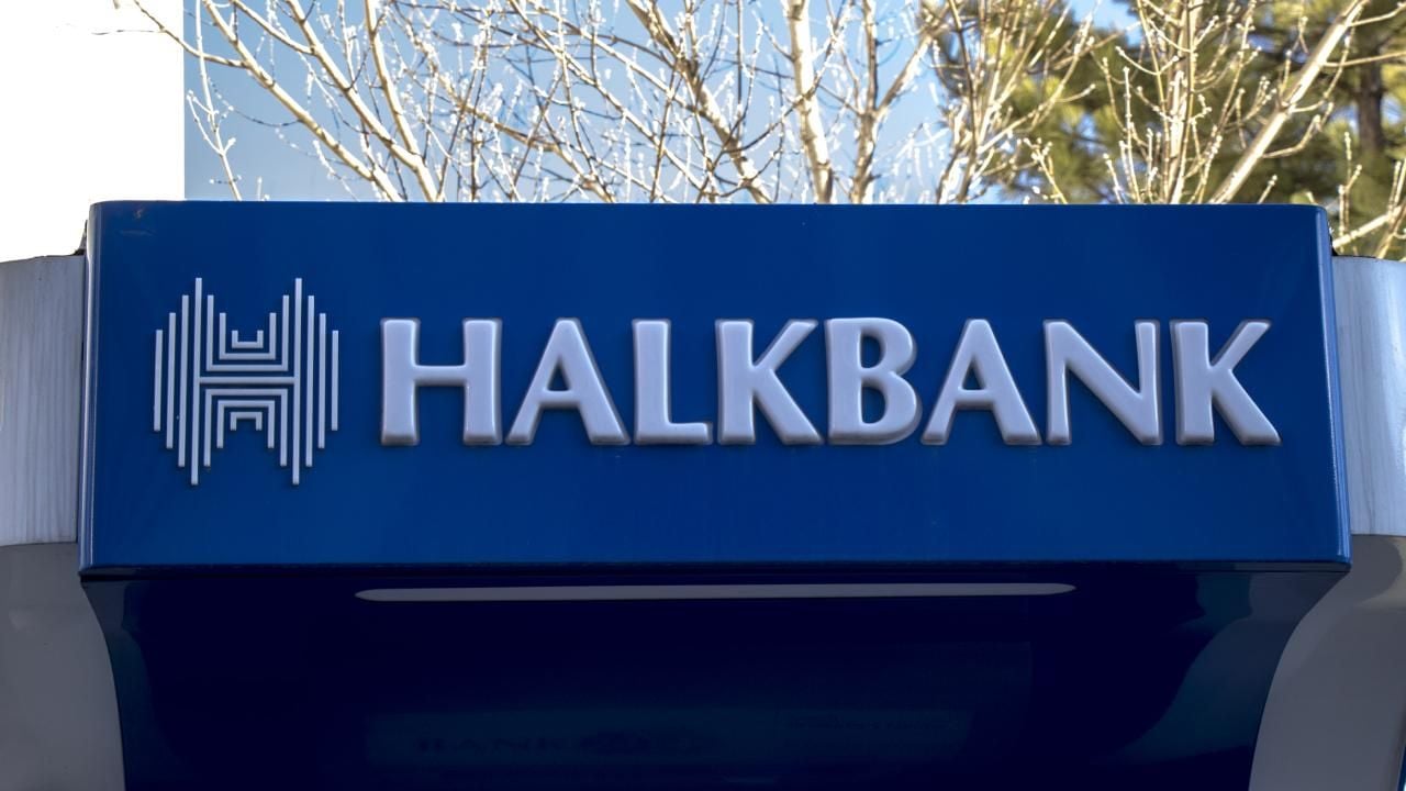 Halkbank Türkiye Genelinde Yüksek Maaşlı Yeni Personel Alımını Açıkladı