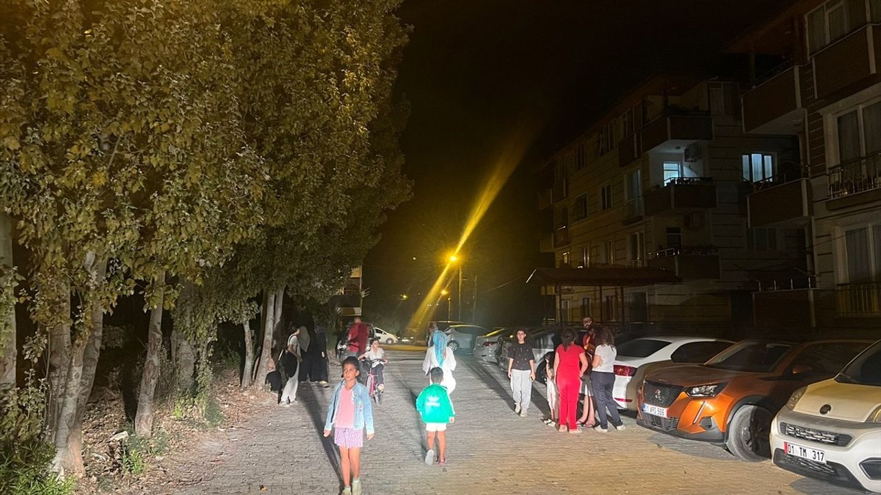 Hama'da 5,2 Büyüklüğünde Deprem Gerçekleşti